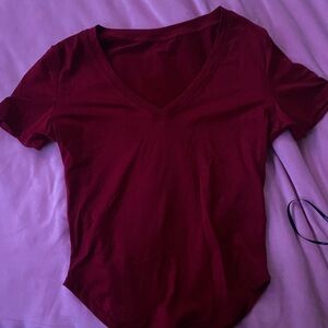 SHEIN Deep Red V-Neck Short Sleeve Tee